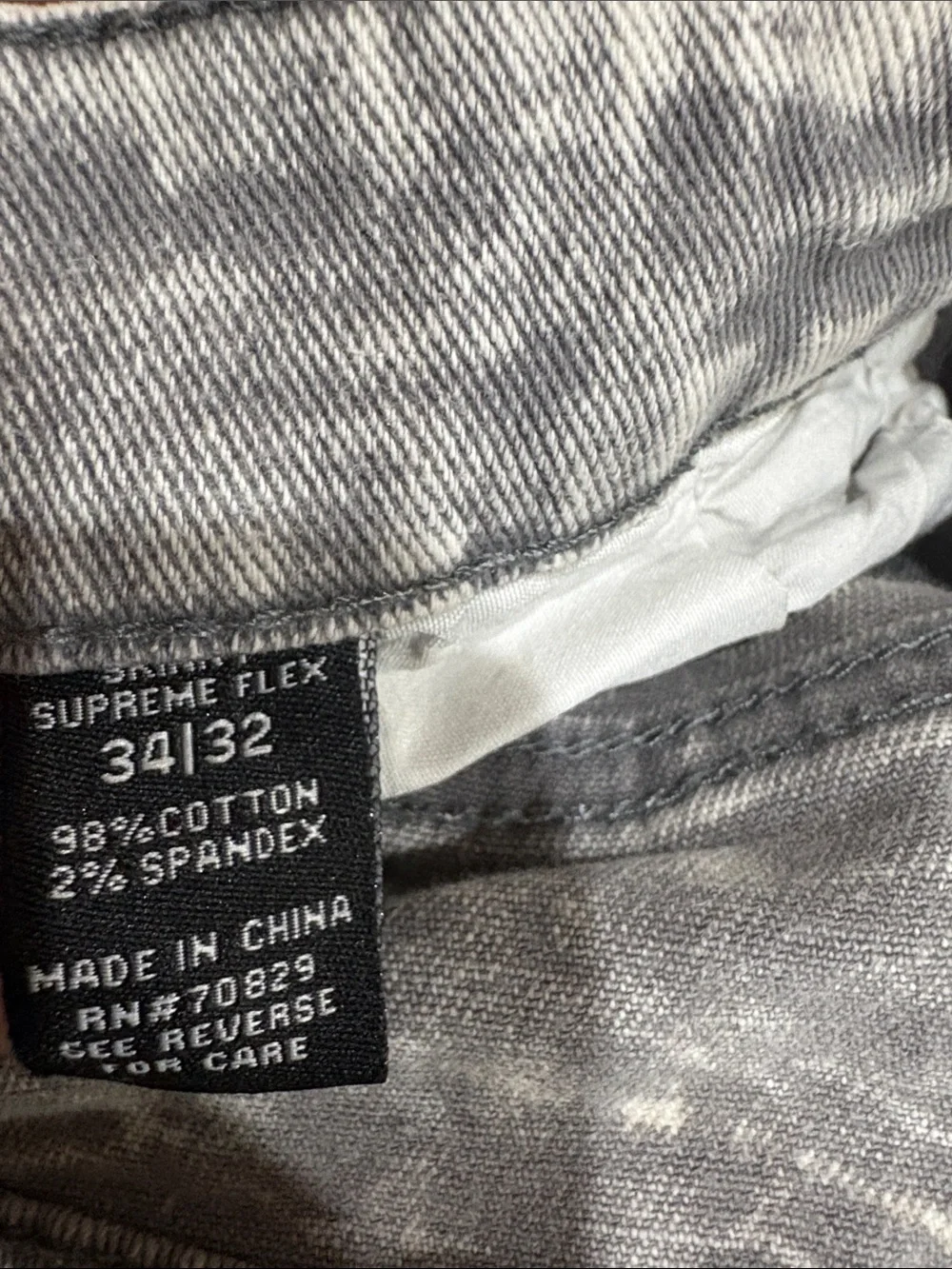 Men's 34/32 Washed Gray Distressed Jeans